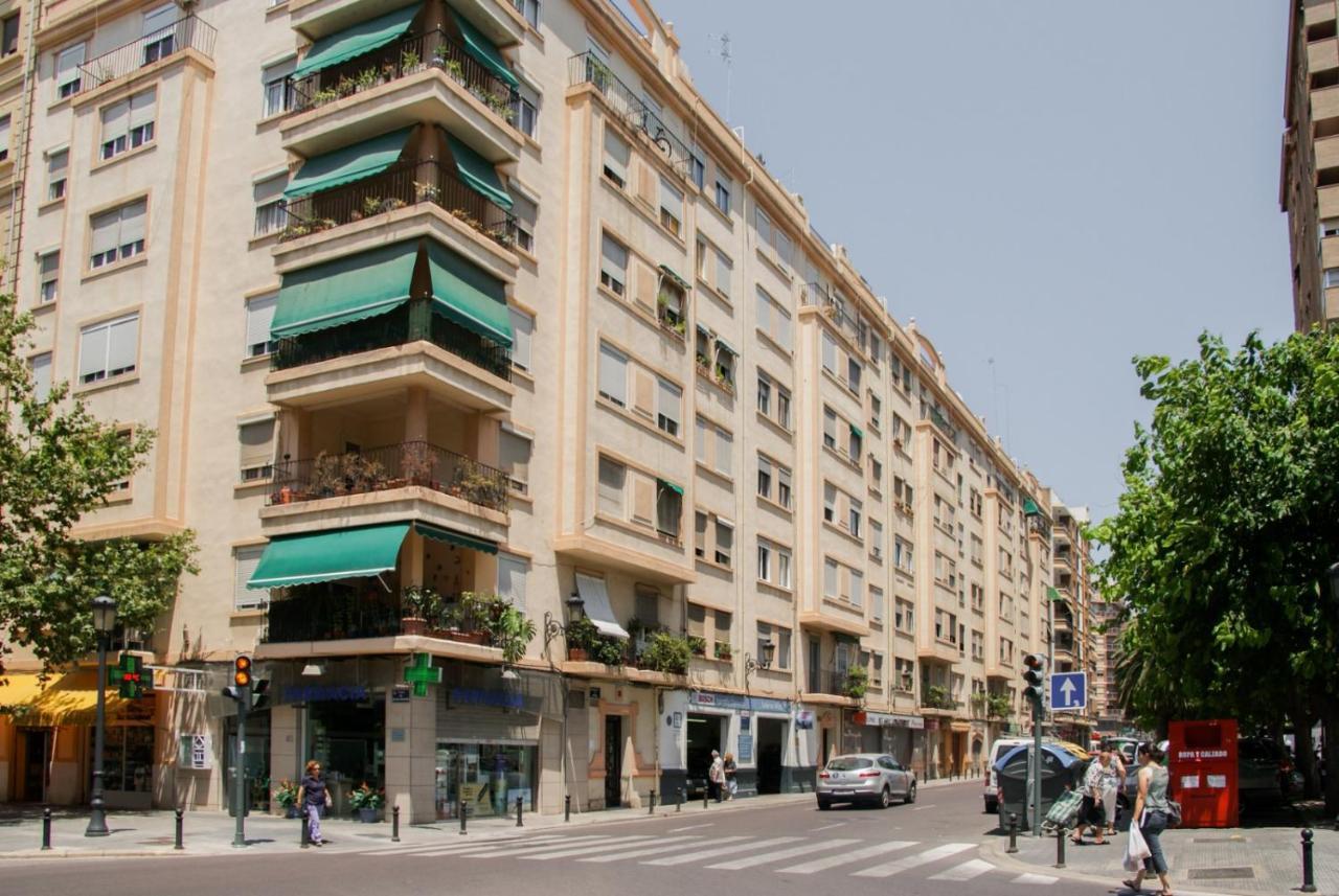Apartamentos Fv Flats Valencia - Mestalla 9 Экстерьер фото
